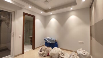 Living Room in 3 BHK Apartment at Safdarjung Enclave – for Rent
