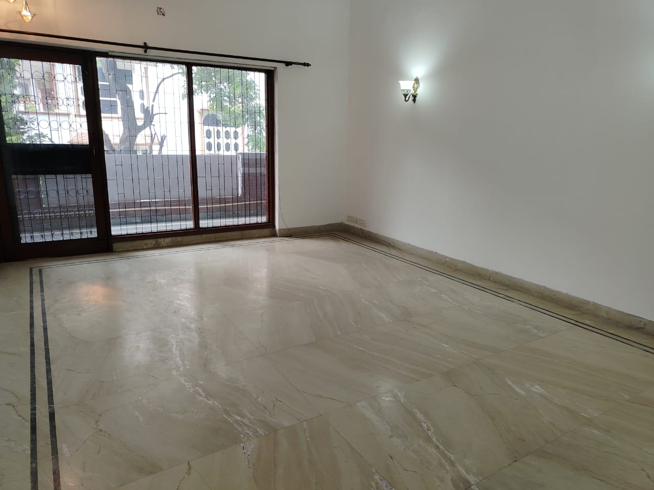 3 BHK Builder Floor For Rent in Uday Park 