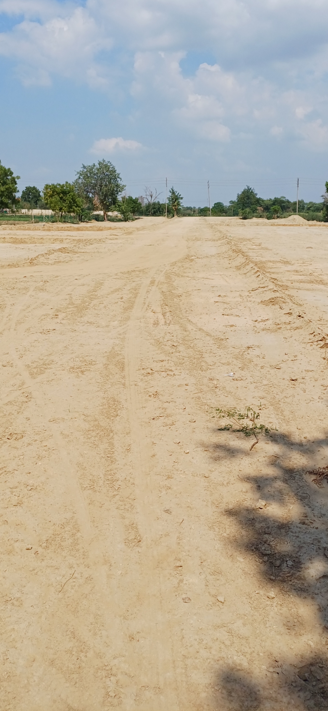 Plot For Sale in Om Associates 