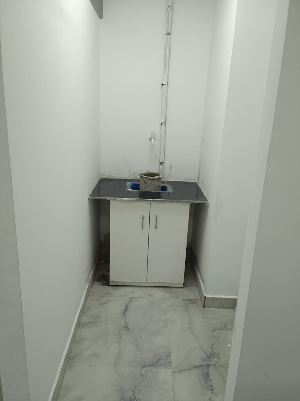 Office Space For Rent in Supertech Supernova Astralis