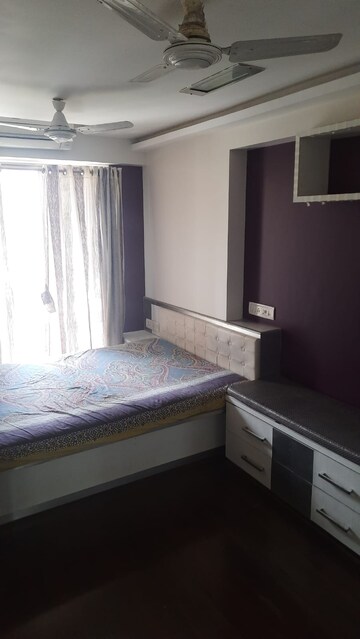 Bedroom in 3 BHK Apartment at Monisha Tower, Andheri West – for Rent
