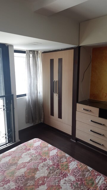 Bedroom in 3 BHK Apartment at Monisha Tower, Andheri West – for Rent