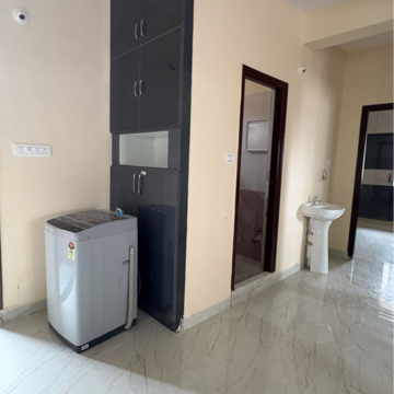 Room in 2 BHK Builder Floor at Gachibowli – for Rent