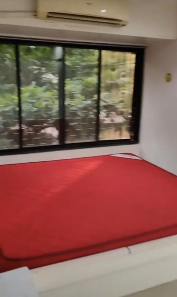 Room in 1 BHK Apartment at Neptune CHS Andheri West, Andheri West – for Rent