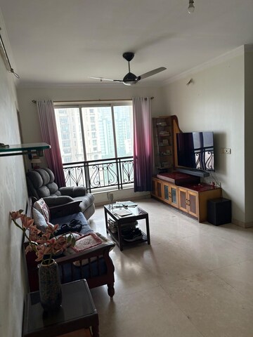Living Room in 2.5 BHK Apartment at Hiranandani Meadows, Manpada – for Rent