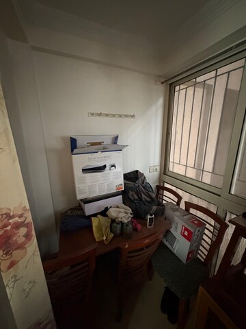 Team Area in 2.5 BHK Apartment at Hiranandani Meadows, Manpada – for Rent