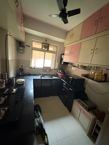 Team Area in 2.5 BHK Apartment at Hiranandani Meadows, Manpada – for Rent