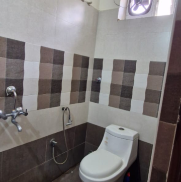 Bathroom in 3 BHK Builder Floor at Kondapur – for Rent