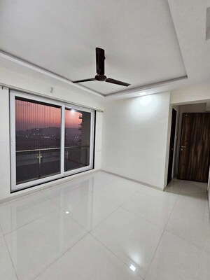 Room in 3 BHK Apartment at Galaxy Greenwoods, Kharghar – for Sale