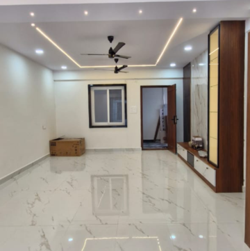 Room in 3 BHK Builder Floor at Kondapur – for Rent