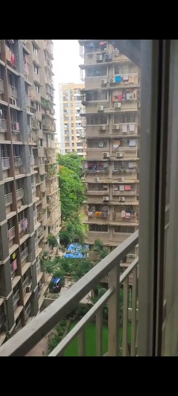 2 BHK Apartment For Rent in Drushti Sapphire, Ghatkopar East