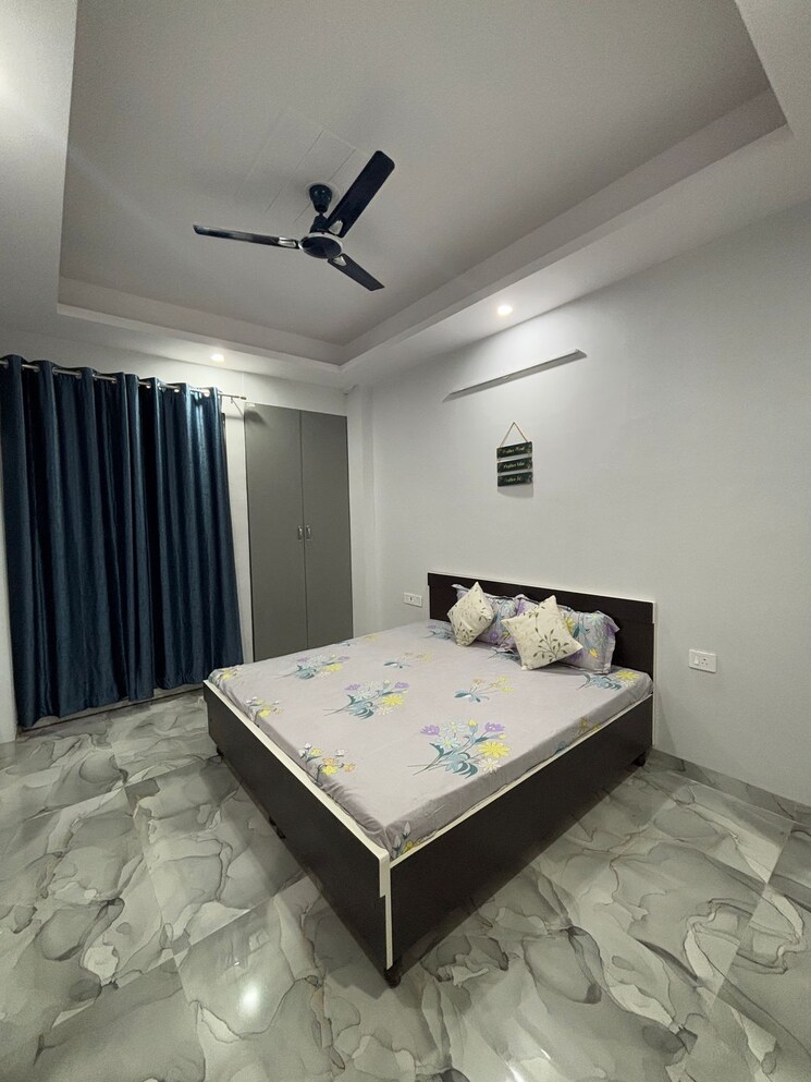 Bedroom, ansal-sushant-apartments 3 Bedroom 215 Sq.Ft. Builder Floor In Sushant Lok I Gurgaon 9070532