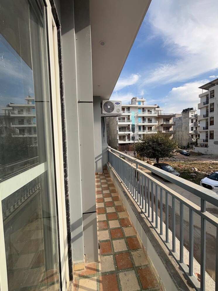 Balcony, ansal-sushant-apartments 3 Bedroom 215 Sq.Ft. Builder Floor In Sushant Lok I Gurgaon 9070532