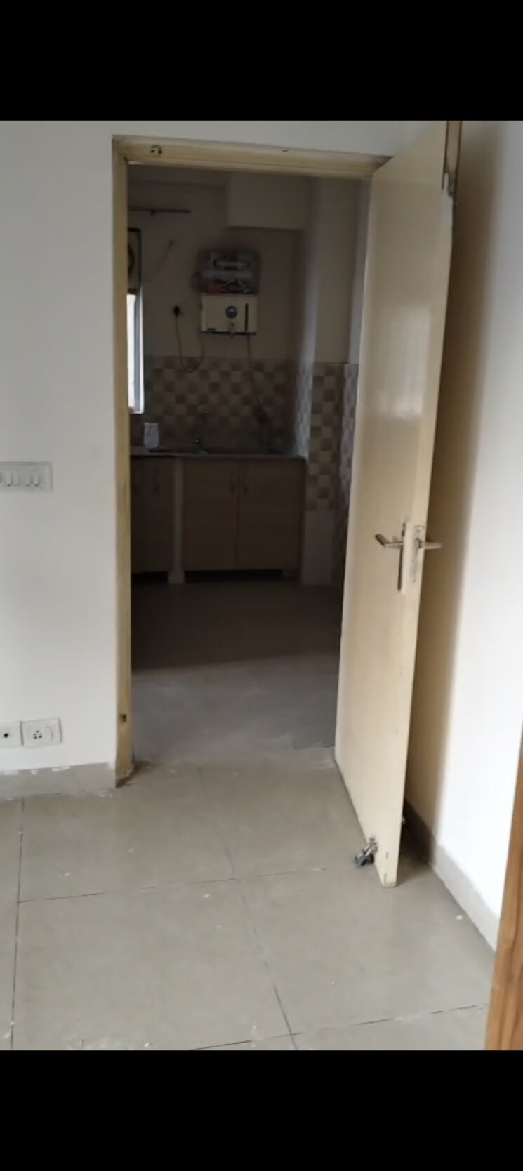 Room, gaur-city-6th-avenue 2 Bedroom 980 Sq.Ft. Apartment In Sector 4 Greater Noida Greater Noida 9070547