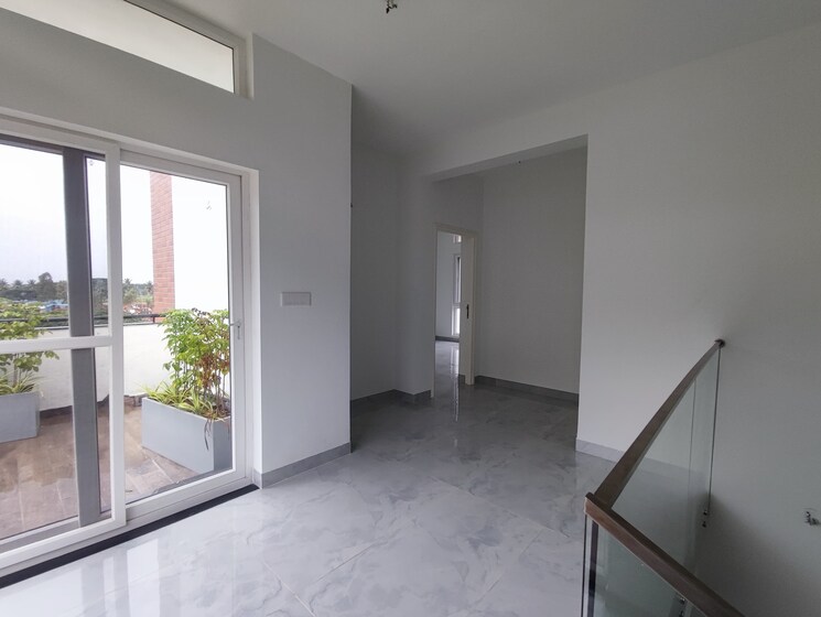 Room, provident-deansgate 3 Bedroom 2500 Sq.Ft. Apartment In Kempalingapura Bangalore 9070560