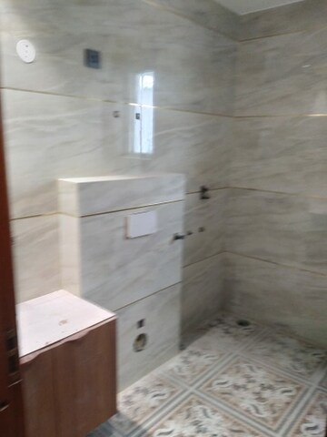 Bathroom in 3.5 BHK Builder Floor at Sector 16 A – for Rent