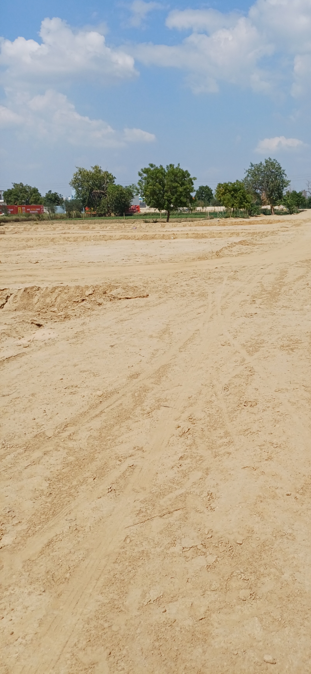 Plot For Sale in Om Associates 