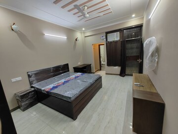 Bedroom in 2 BHK Builder Floor at Ansal Sushant Lok I, Sector 43 – for Rent