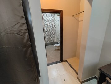 Bathroom in 2 BHK Builder Floor at Ansal Sushant Lok I, Sector 43 – for Rent