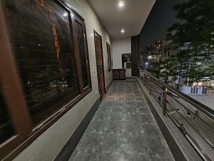 Balcony, ansal-sushant-lok-i 2 Bedroom 215 Sq.Ft. Builder Floor In Sector 43 Gurgaon 9070570