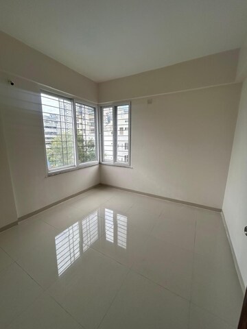 Room in 2 BHK Apartment at Pride Platinum, Baner – for Rent