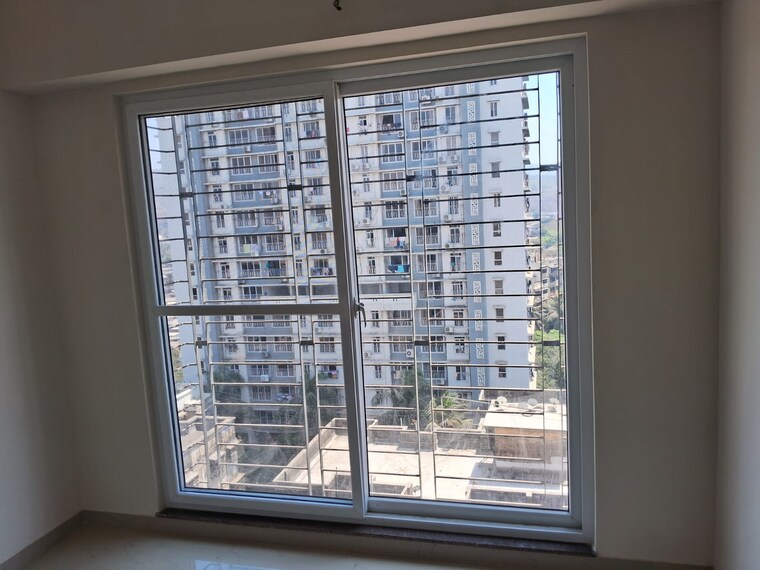 Room, nl-complex 2 Bedroom 3000 Sq.Ft. Apartment In Dahisar East Mumbai 9070582