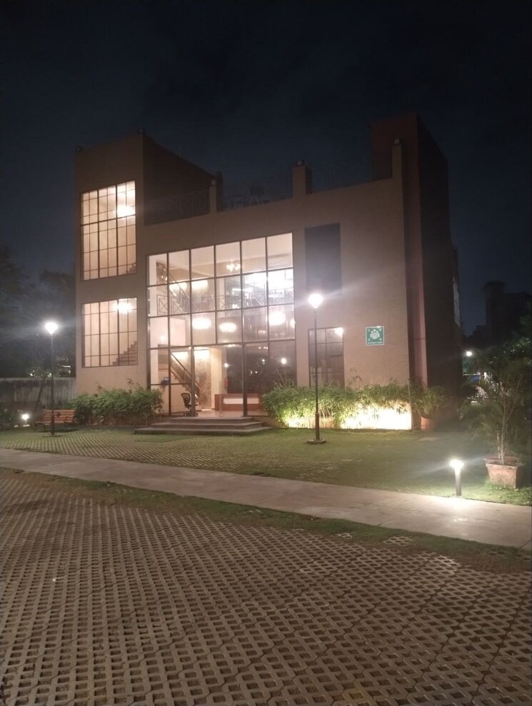 Swimming Pool, sunrise-apartment 2 Bedroom 3500 Sq.Ft. Apartment In Malad West Mumbai 9070589