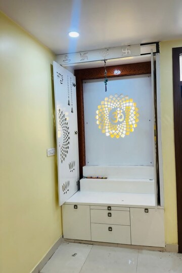 Furnished Amenities in 3 BHK Apartment at Adani Oyster Grande Phase 2, Sector 102 – for Rent