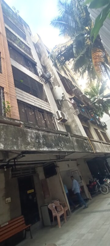 1 BHK Apartment – Exterior View View at Shubh-Man Mandir Apartment, Andheri West - for Sale