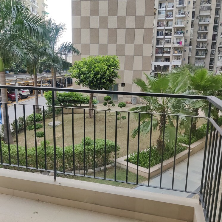 Balcony, mcc-signature-heights 3.5 Bedroom 1950 Sq.Ft. Apartment In Raj Nagar Extension Ghaziabad 9070653