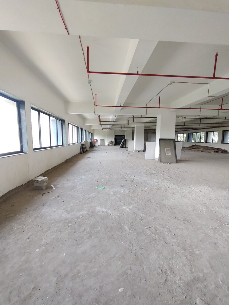 Team Area, mahape Commercial Office Space 8500 Sq.Ft. In Mahape Navi Mumbai 9070709