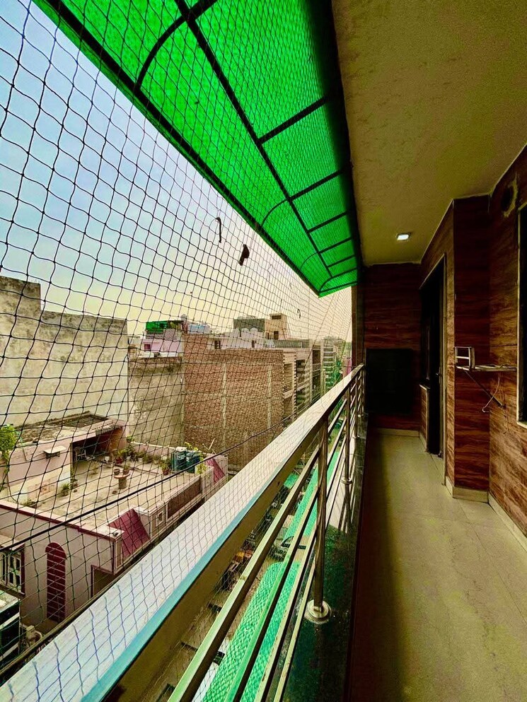 Balcony, sa-homes-i 1.5 Bedroom 405 Sq.Ft. Builder Floor In Uttam Nagar Delhi 9070739