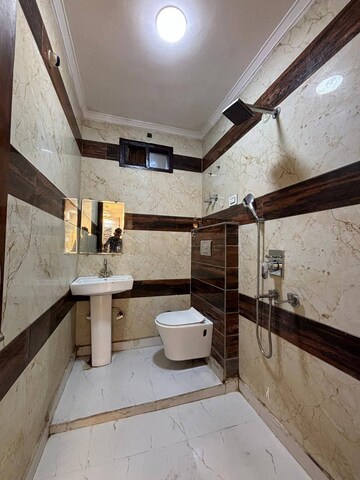 Kitchen in 2.5 BHK Builder Floor at SA HOMES I, Uttam Nagar – for Sale