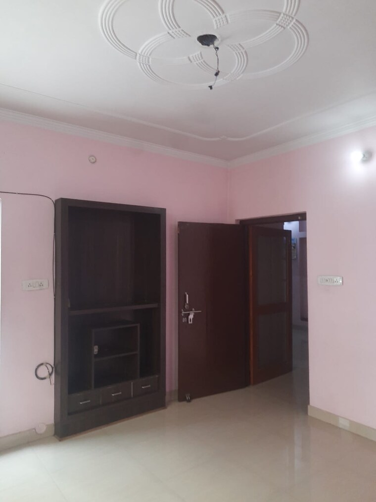 Room, av-residency 2 Bedroom 950 Sq.Ft. Independent House In Deva Road Lucknow 9070751