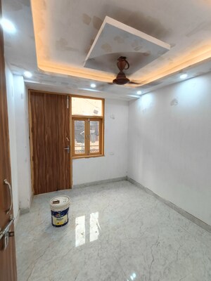Room in 1 BHK Builder Floor at Malviya Nagar – for Rent