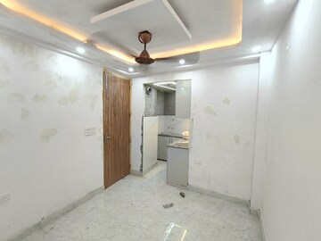 Room in 1 BHK Builder Floor at Malviya Nagar – for Rent