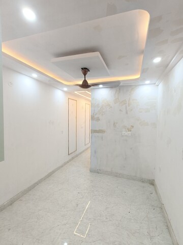 Room in 1 BHK Builder Floor at Malviya Nagar – for Rent