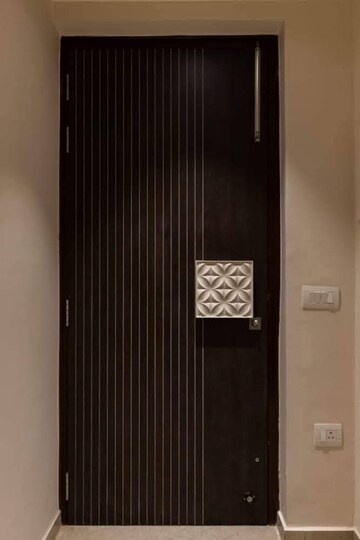 Furnished Amenities in 4 BHK Apartment at Andheri West – for Rent