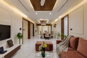Living Room in 4 BHK Apartment at Andheri West – for Rent