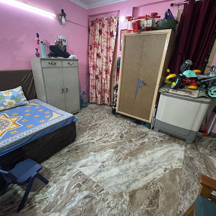 Bedroom, batla house 1.5 Bedroom 550 Sq.Ft. Builder Floor In Batla House Delhi 9070762