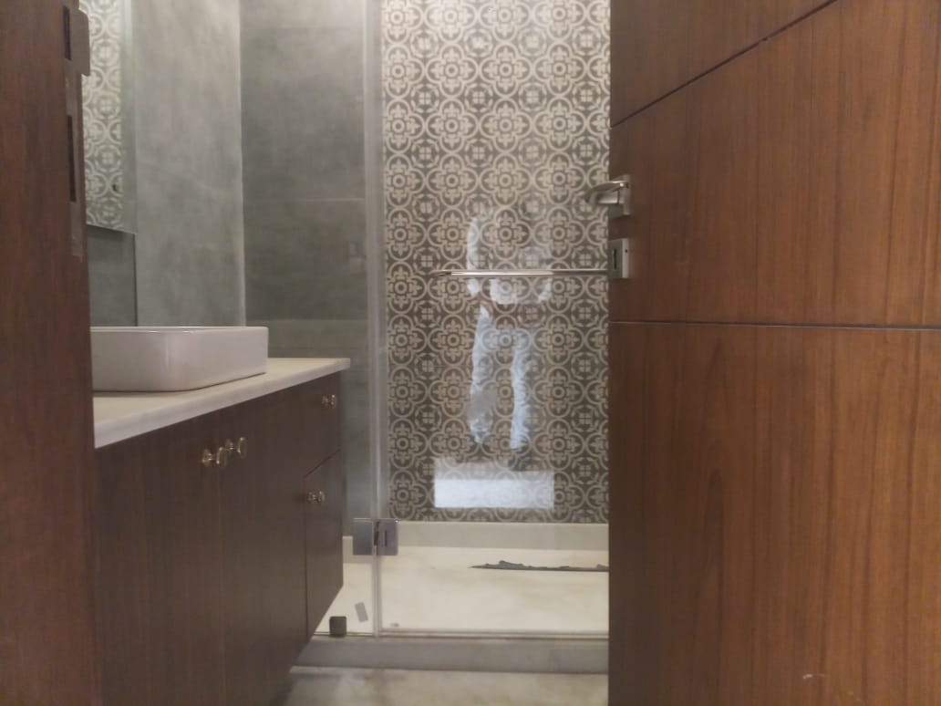 4 BHK + Servant Room Builder Floor For Rent in Florence Nightingale Lane