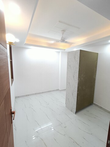 Room in 2 BHK Builder Floor at Panchsheel Vihar – for Rent