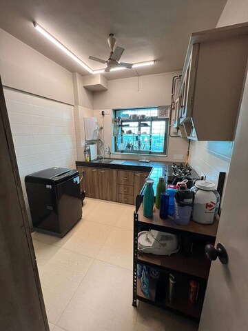 Team Area in 2 BHK Apartment at Andheri West – for Rent