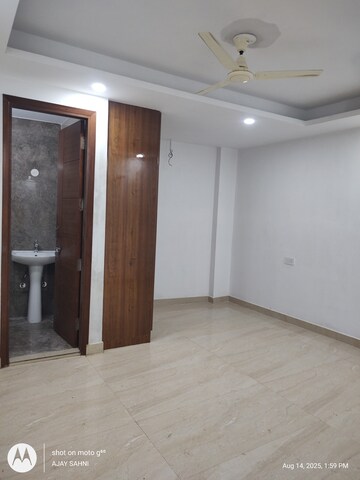 Furnished Amenities in 3 BHK Builder Floor at Mehrauli – for Rent