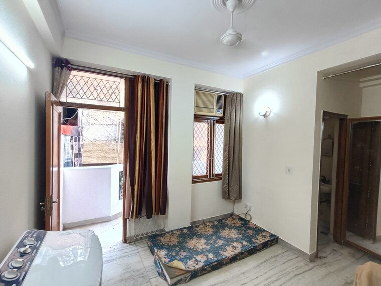 Bedroom, malviya nagar 2 Bedroom 1000 Sq.Ft. Builder Floor In Malviya Nagar Delhi 9070790