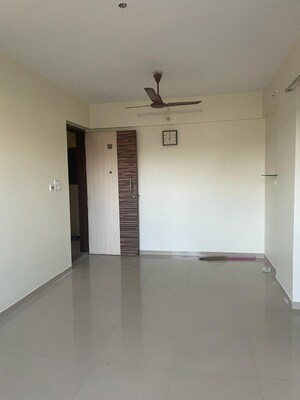 1 RK Apartment For Rent in Mhada Bharat Mill, Lower Parel