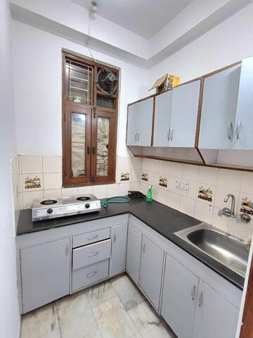 Kitchen in 1 BHK Builder Floor at Malviya Nagar – for Rent