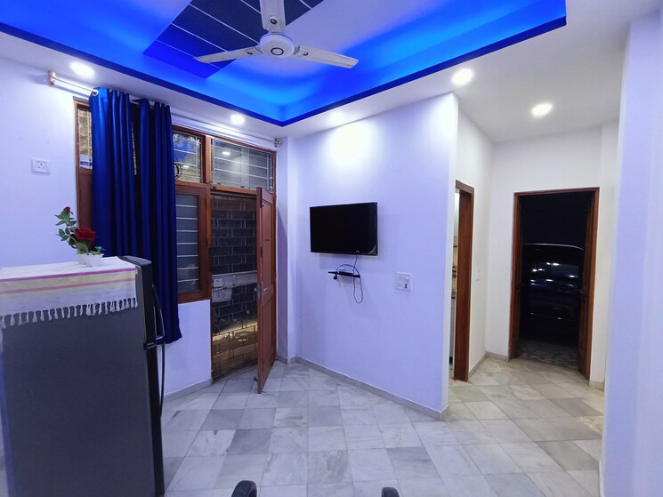 Room, malviya nagar 1 Bedroom 600 Sq.Ft. Builder Floor In Malviya Nagar Delhi 9070827