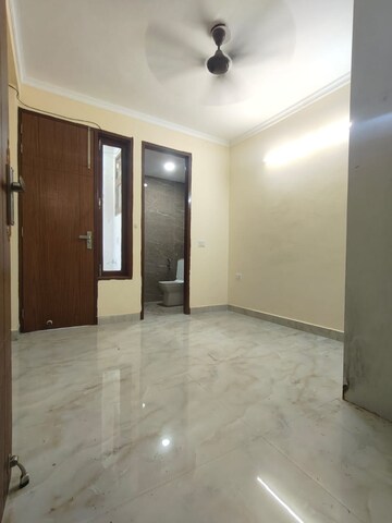 1 BHK Builder Floor For Rent in Saket