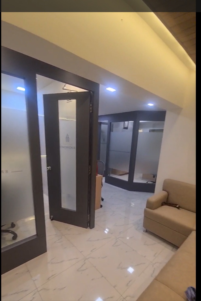 Office Space For Sale in Kumar Plaza Camp